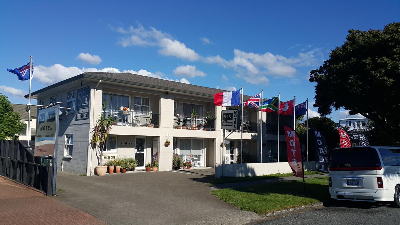 Six On Union Motel Rotorua Exteriör bild