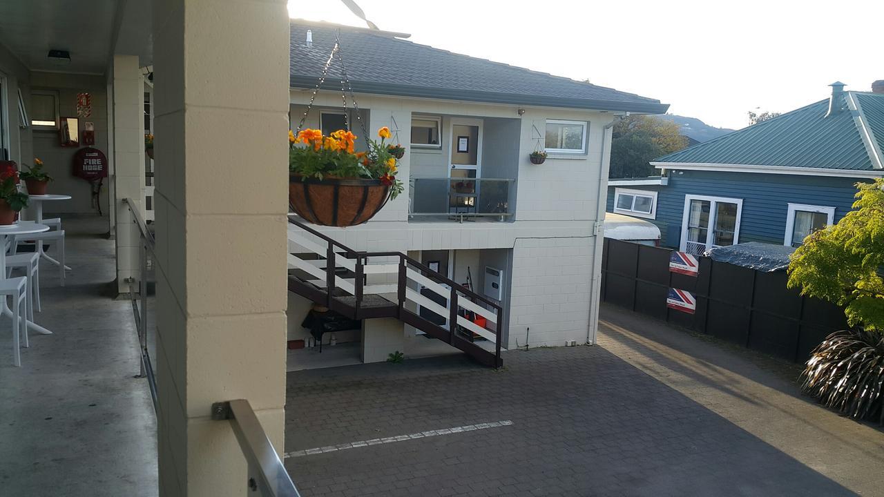 Six On Union Motel Rotorua Exteriör bild